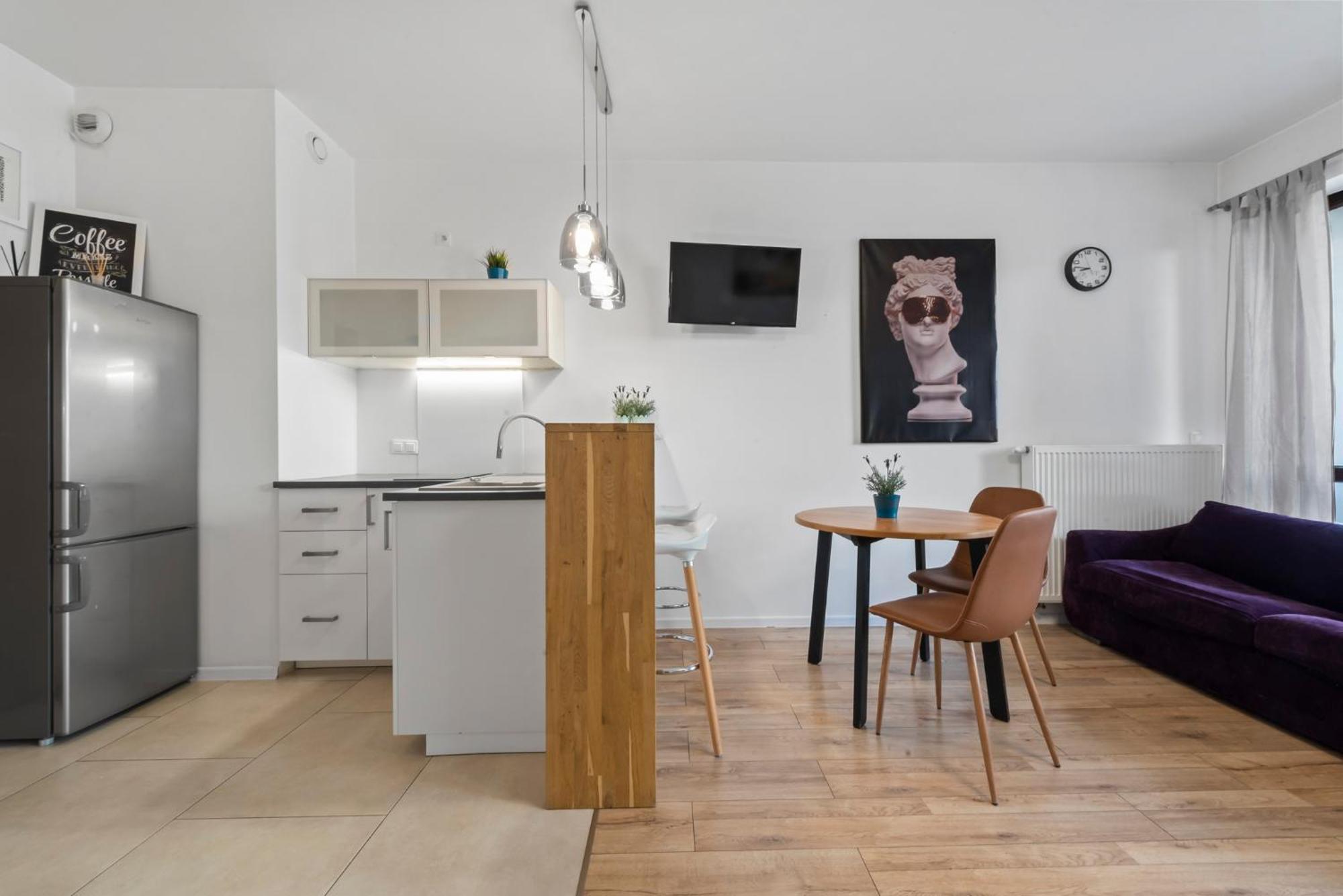 Comfy Studio. Center. Apartment *