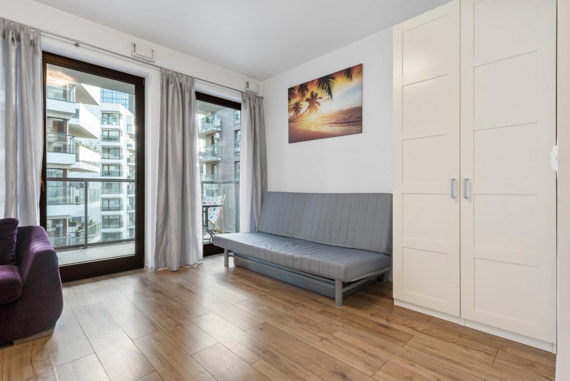 Comfy Studio. Center. Apartment